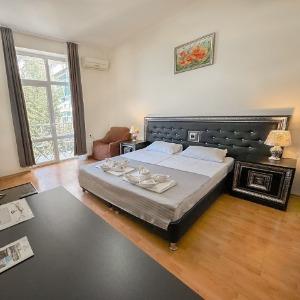 Apartments Elite House