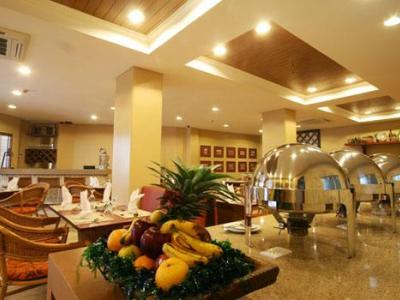 Гостиница Crown Regency Prince Resort