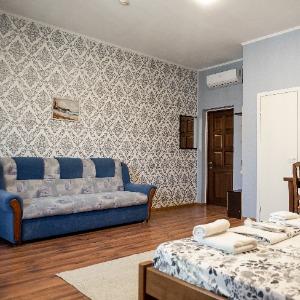 Hotel Lucky House