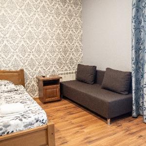 Hotel Lucky House