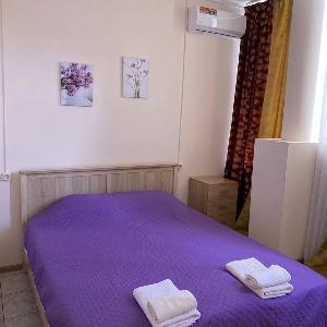 Hotel Lucky House