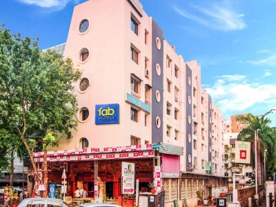 Гостиница Fabhotel Gharonda Residency Midc