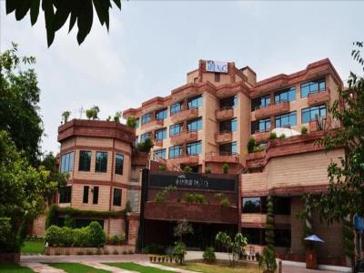 Hotel Jaipur Palace