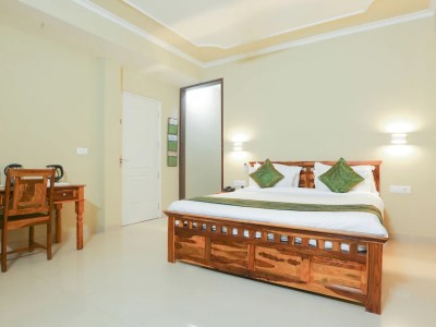 Гостиница Treebo Trend The Anchorage Malviya Nagar