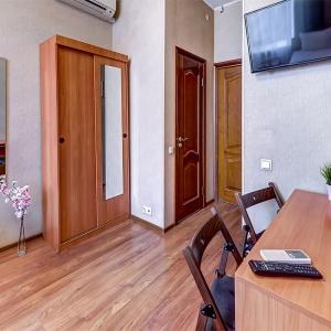 Hotel Democrat on Nevsky 147