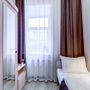 Hotel Democrat on Nevsky 107B