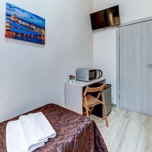 Hotel Democrat on Nevsky 107B