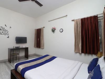 Гостиница Oyo 24591 Mishra Residency Newtown