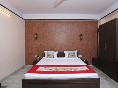 Гостиница Oyo 10755 Anand Palace