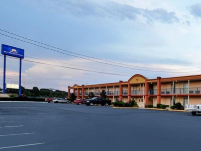 Гостиница Americas Best Value Inn Ste Williamstown