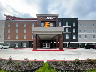 Гостиница Hawthorn Suites By Wyndham Sulphur