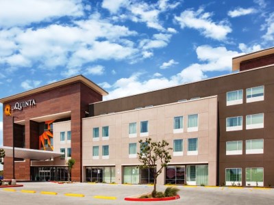 Гостиница La Quinta Inn And Suites Wisconsin Dells