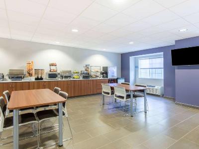Hotel Microtel Inn And Suites By Wyndham Cadiz