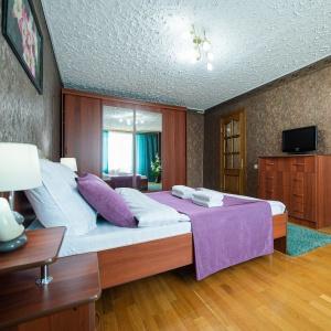 Apartments 5 Stars 2-room Apartment on Sovetskaya street 65 Dark