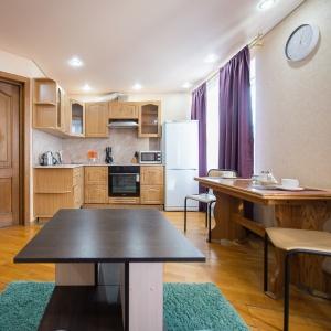 Apartments 5 Stars 2-room Apartment on Sovetskaya street 65 Dark