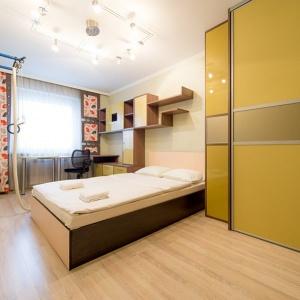 Apartments 5 Stars 4-room Apartment on Monakova street 33