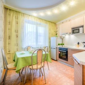 Apartments 5 Stars 2-room Apartment on 250th Anniversary of Chelyabinsk street 23