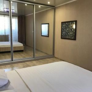 Apartments 5 Stars 2-room Apartment on Lenin avenue 92 - Near Circus