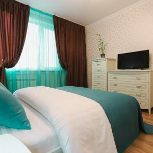 Apartments 5 Stars 2-room Apartment on 60 let Oktyabrya street 42