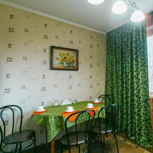 Apartments 5 Stars 2-room Apartment on 60 let Oktyabrya street 42