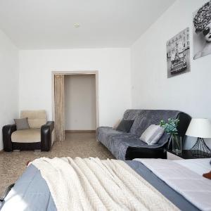 Apartments 5 Stars 1-room Apartment on Omskaya street 23
