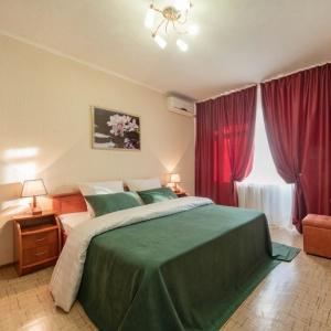 Apartments 5 Stars 2-room Apartment on 60 let Oktyabrya street 23