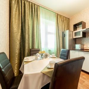 Apartments 5 Stars 1-room Apartment on Ryabinovy boulevard 11