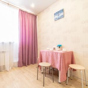 Apartments 5 Stars 1-room Apartment on Lenina street 48 Sakura Color