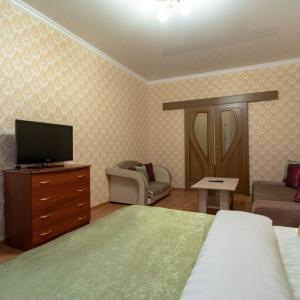 Apartments 5 Stars 1-room Apartment on Omskaya street 62