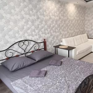 Apartments Luxury on Begicheva 2