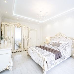 Hotel 5 Stars 3-room Apartment on Chicherina street 37