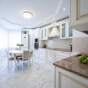 Hotel 5 Stars 3-room Apartment on Chicherina street 37