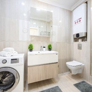 Hotel 5 Stars 3-room Apartment on Chicherina street 37