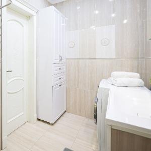 Hotel 5 Stars 3-room Apartment on Chicherina street 37