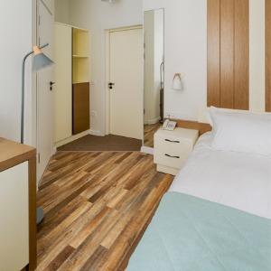 Nine Rooms Hotel