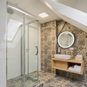 Nine Rooms Hotel