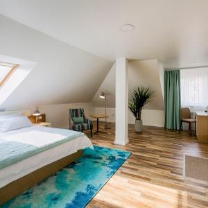 Nine Rooms Hotel