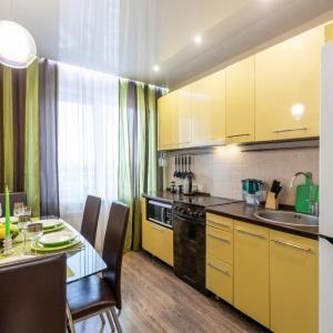 Apartments 5 Stars 3-room Apartment on Metallurgov street 13a