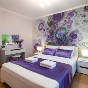 Apartments 5 Stars 2-room Apartment on Robespiera street 32