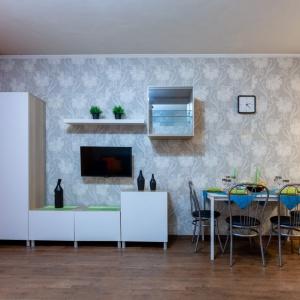 Apartments 5 Stars 3-room Apartment on Aviatorov street 68