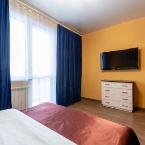 Apartments 5 Stars 3-room Apartment on Aviatorov street 68