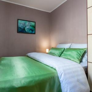 Apartments 5 Stars 3-room Apartment on Karl Marx street 175