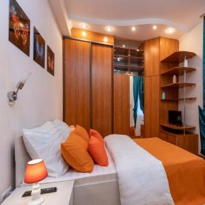 Apartments 5 Stars 2-room Apartment on Dekabristov street 23