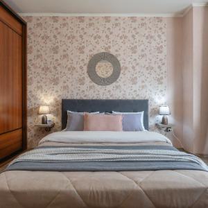 Apartments 5 Stars 2-room Apartment on Alexeeva street 93