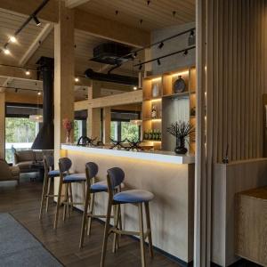 Hotel Neshalashi