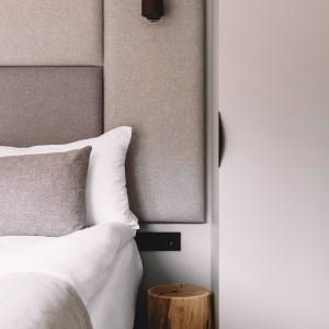 Hotel Neshalashi