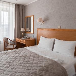 Hotel Oktyabrskaya