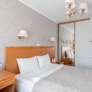 Hotel Oktyabrskaya