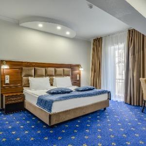 Bristol Hotel