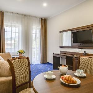 Bristol Hotel